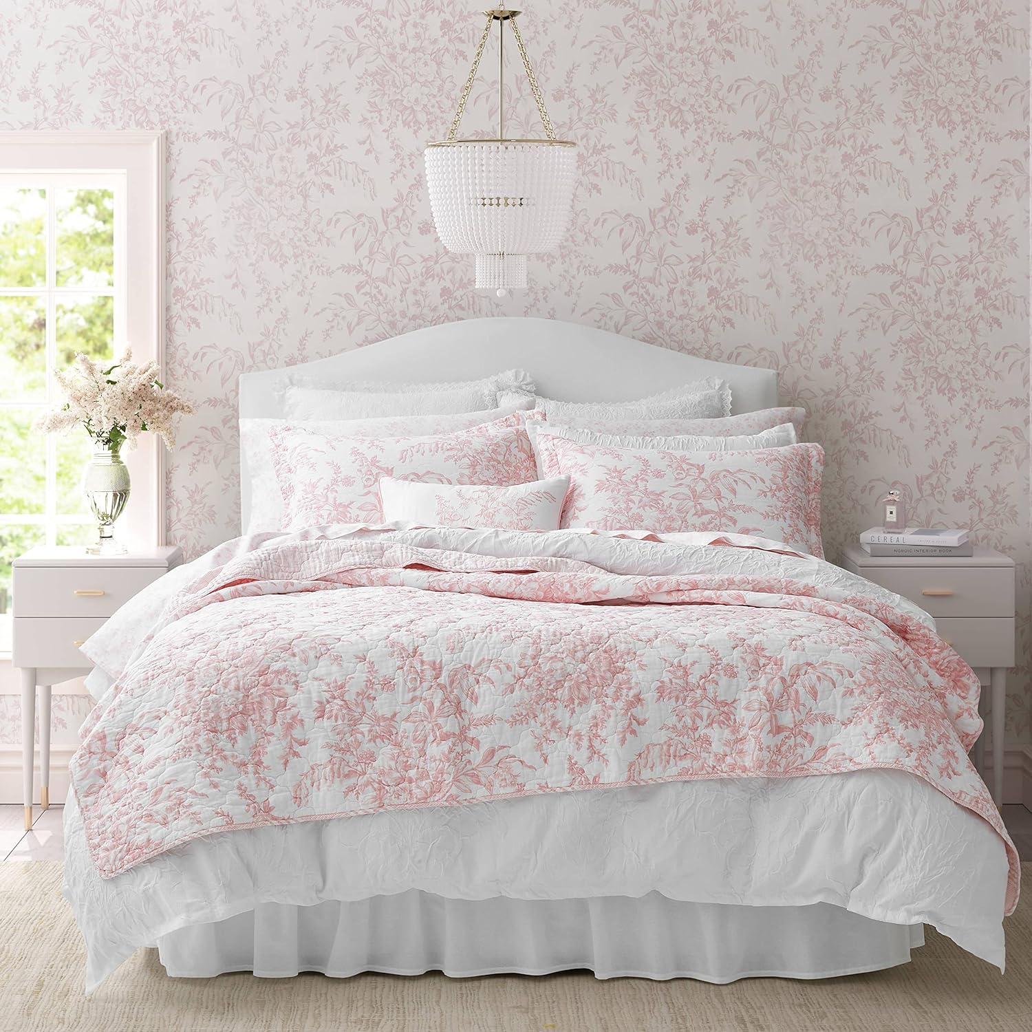 Transform Your Bedroom with the Laura Ashley Queen Quilt Set