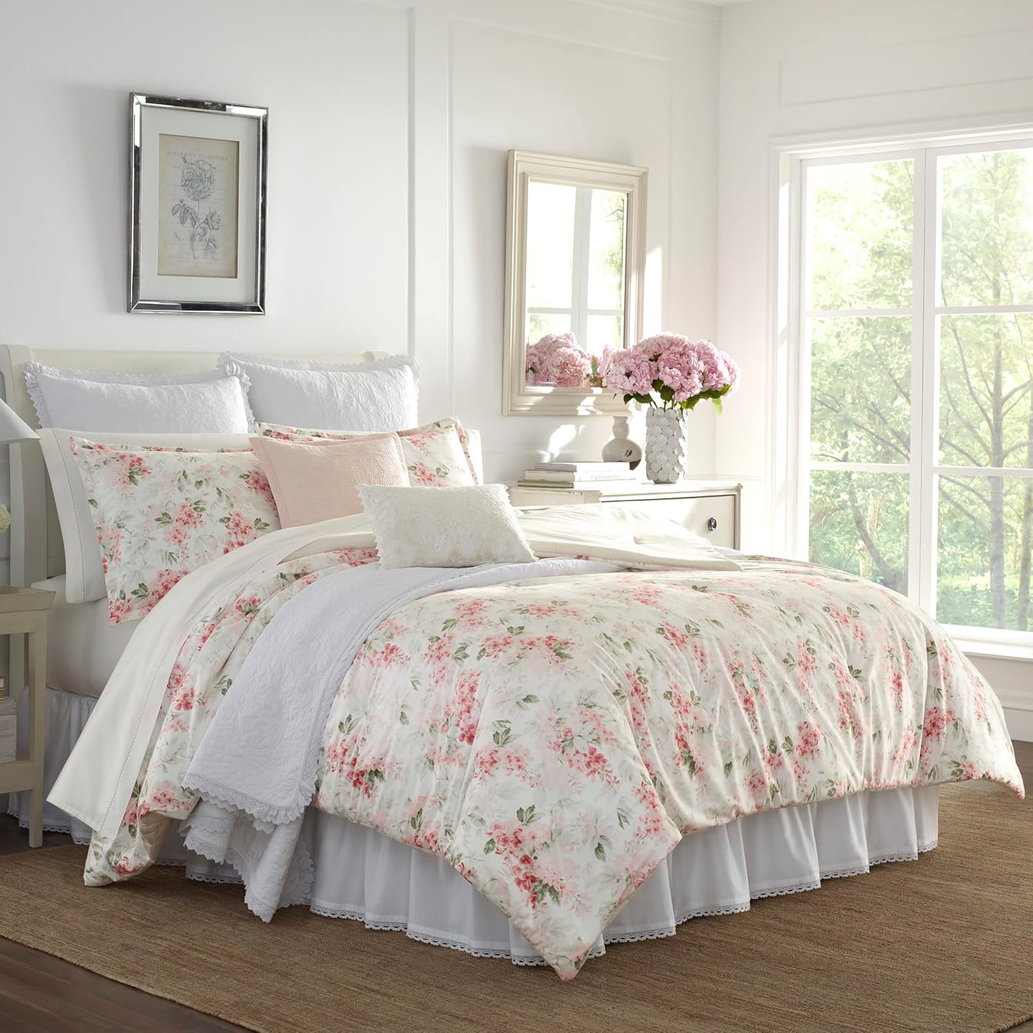 Luxurious Comfort and Style: The Laura Ashley Wisteria Queen Comforter Set