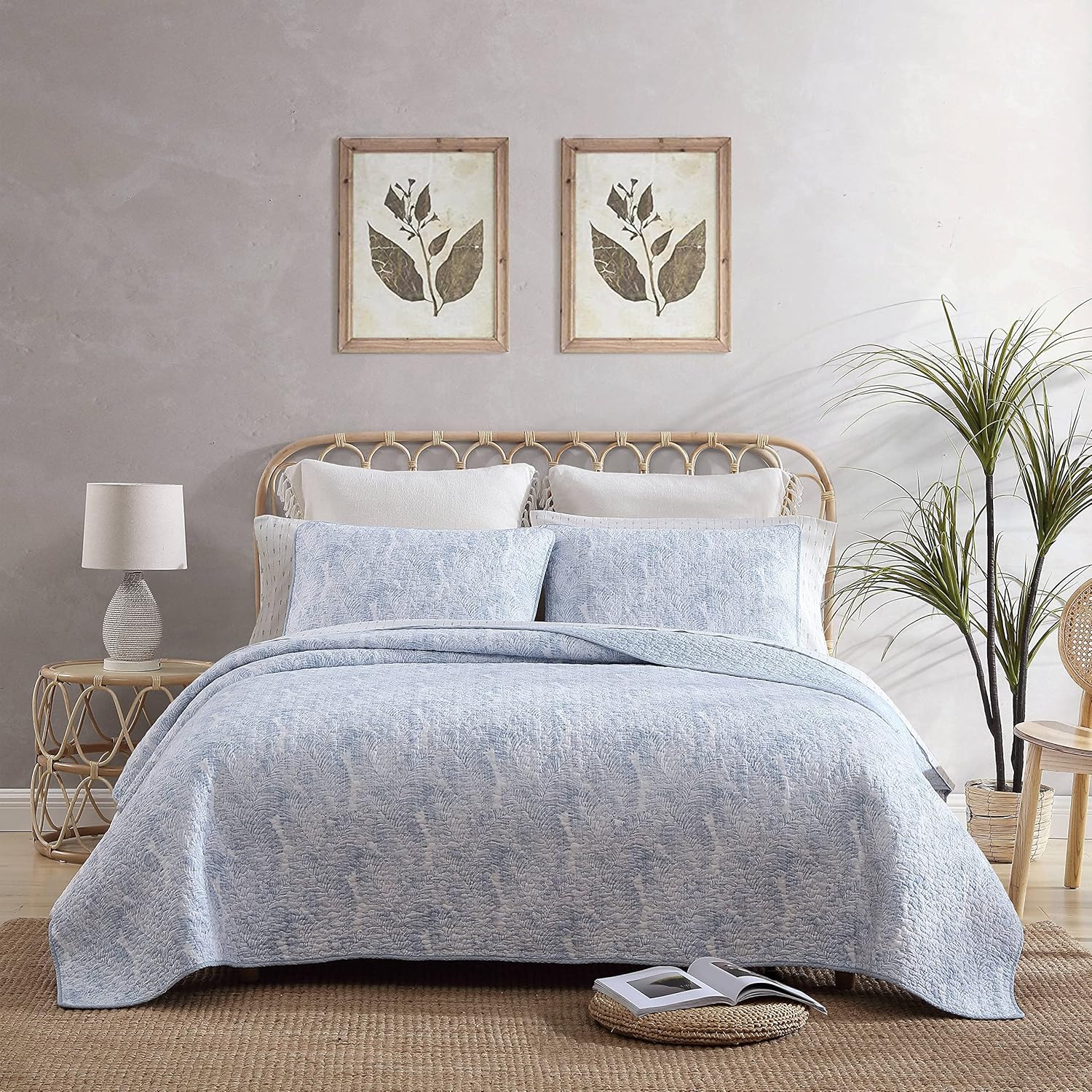 Discover the Elegance of the Tommy Bahama Queen Quilt Set